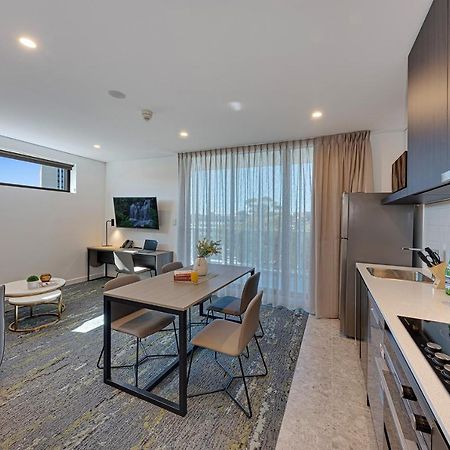 Littomore Suites Kingswood Penrith Zewnętrze zdjęcie