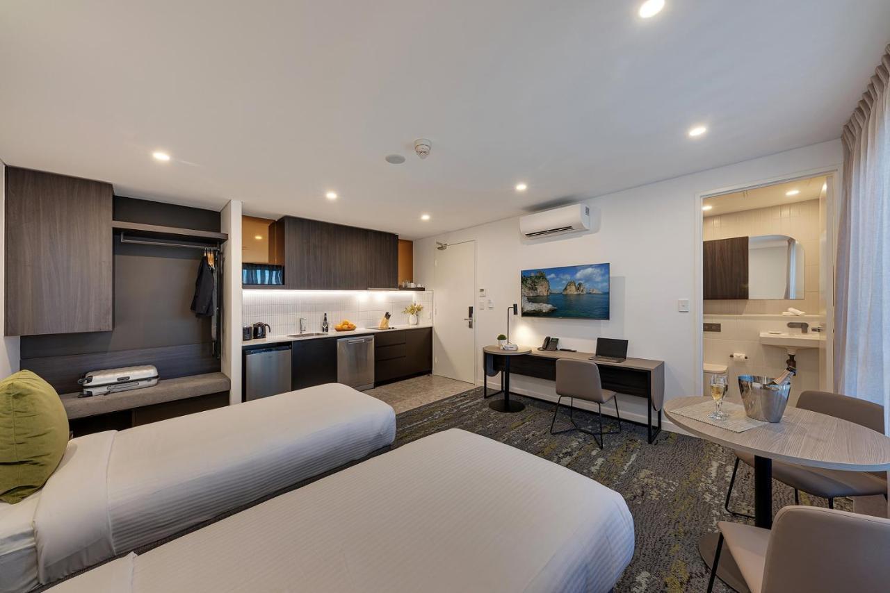 Littomore Suites Kingswood Penrith Zewnętrze zdjęcie