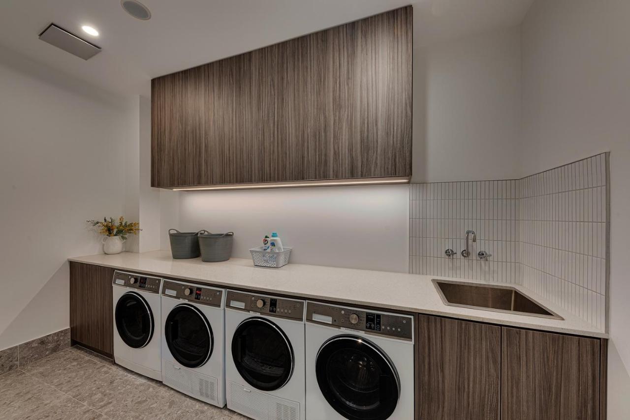 Littomore Suites Kingswood Penrith Zewnętrze zdjęcie
